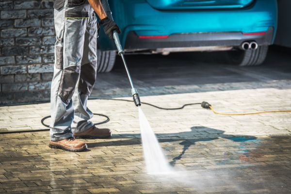 Cost of Driveway Pressure Washing in Downingtown