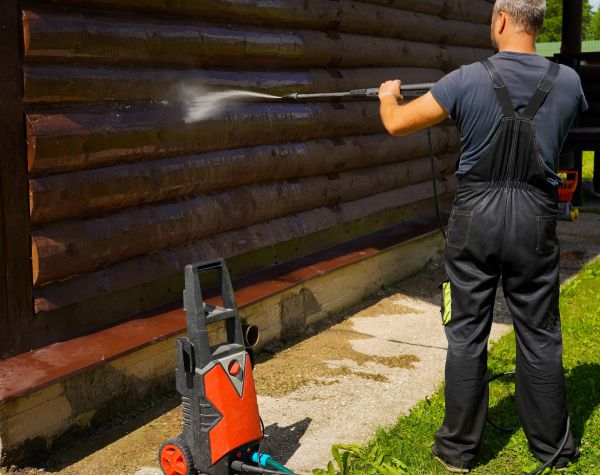 Cost of Log Home Pressure Washing in Downingtown