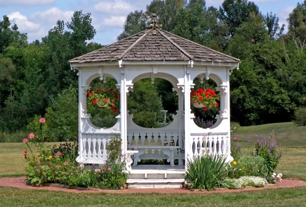Cost of Gazebo Cleaning in Downingtown