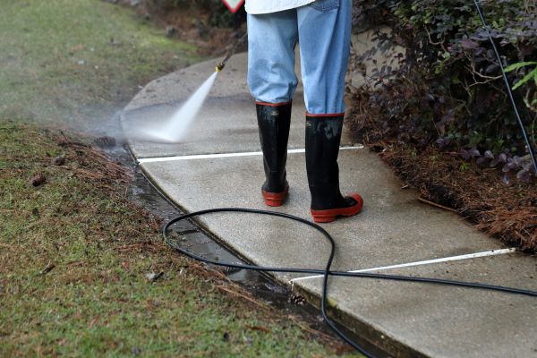 Cost of Sidewalk Pressure Cleaning in Downingtown