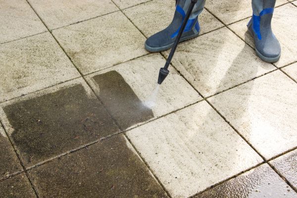 Cost of Outdoor Concrete Cleaning in Downingtown