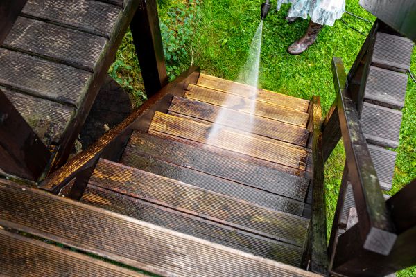 Cost of Wood Power Washing in Downingtown